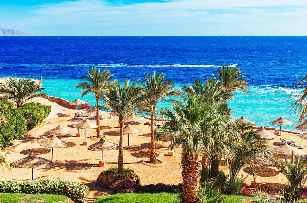 Typické pobřeží v Sharmu